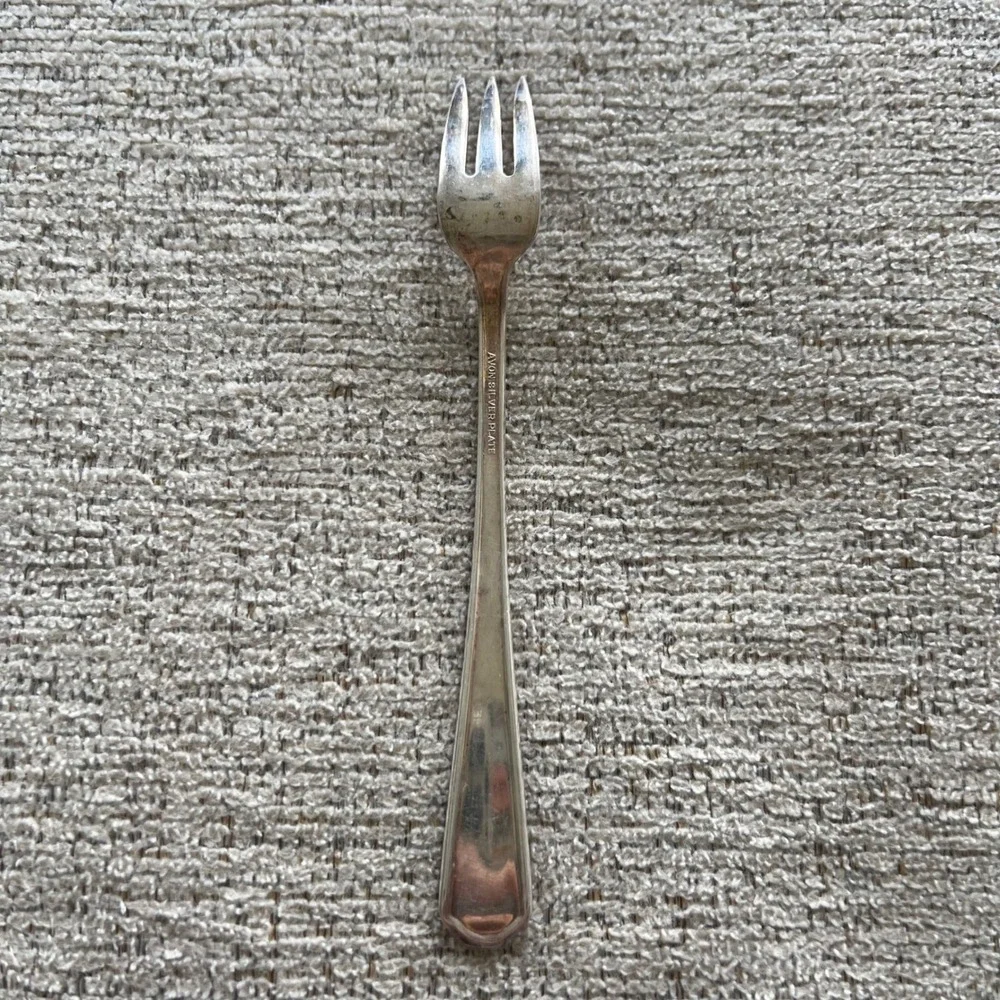 Avon Silver Plate Cocktail Fork Vintage Three Tine Appetizer Seafood Fork‎